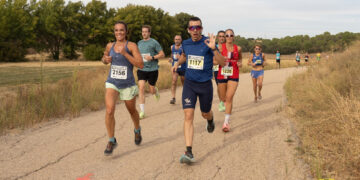 Paola María Niño y Andrés Felipe Sarta ganadores de la XII edición de la carrera popular Pinos de Abdón