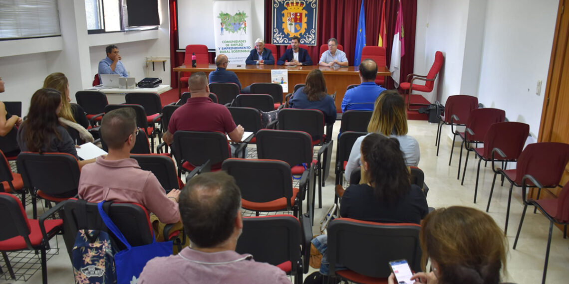 Personas de las comarcas de PRODESE, ADESIMAN y Alcarria Conquense reciben formación para emprender