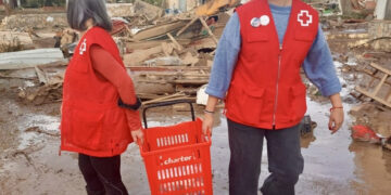 Un año después de la DANA, Cruz Roja ha materializado ya el 54% de las donaciones y atendido a más de 143.000 personas afectadas