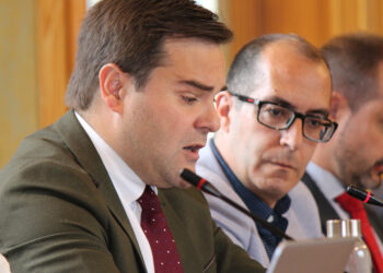 Agustín Segarra reclama al Ayuntamiento de Cuenca el repintado inmediato de la señalización horizontal