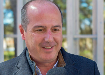 Alberto Rojo asegura que no se eliminará ninguna parada de autobús en el medio rural gracias a la Ley de Movilidad Sostenible impulsada por el Gobierno