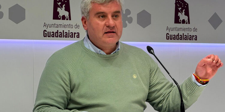 Alfonso Esteban, Portavoz del PP