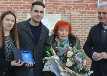 Cabanillas rinde homenaje a Julia Moratilla en la reapertura del Centro de la Mujer, que ya lleva su nombre