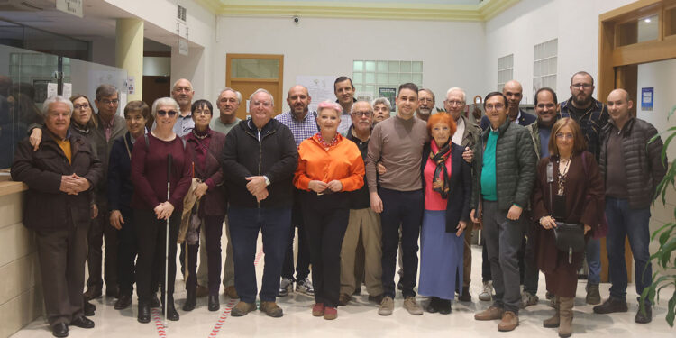 Cronistas oficiales de 21 municipios se reúnen en Cabanillas para celebrar un encuentro provincial