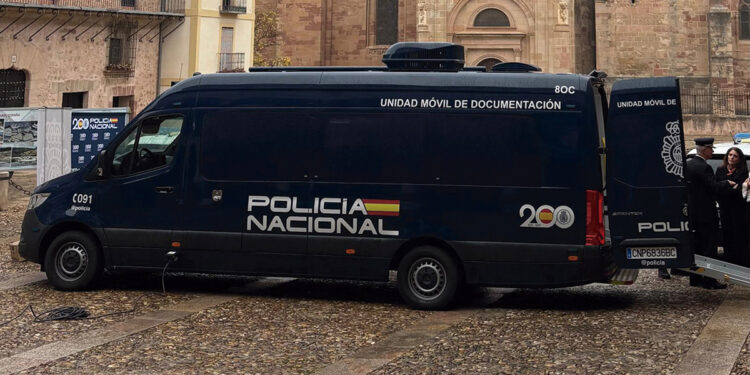 Agotadas las citas previas para la expedición del DNI o el pasaporte en Azuqueca 1 Desde el lunes, se podrá pedir cita previa para renovar el DNI o el pasaporte en Azuqueca