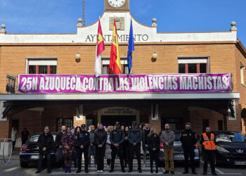 El Ayuntamiento de Azuqueca reitera su condena de la violencia machista con un minuto de silencio