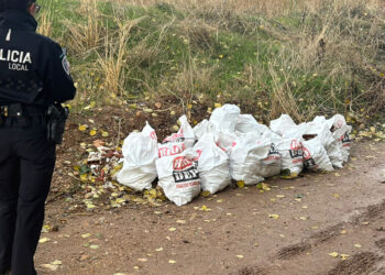 El Ayuntamiento de Azuqueca se pone serio con el bandono de escombros en la vía pública
