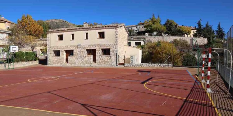 El Ayuntamiento de Pastrana renueva el CRA Duques de Pastrana con apoyo de la Diputacion provincial 1