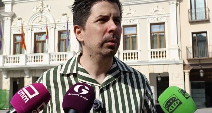 El PSOE celebra que el Alamín disfrute por fin de la rehabilitación del centro social, un proyecto impulsado durante el mandato de Alberto Rojo