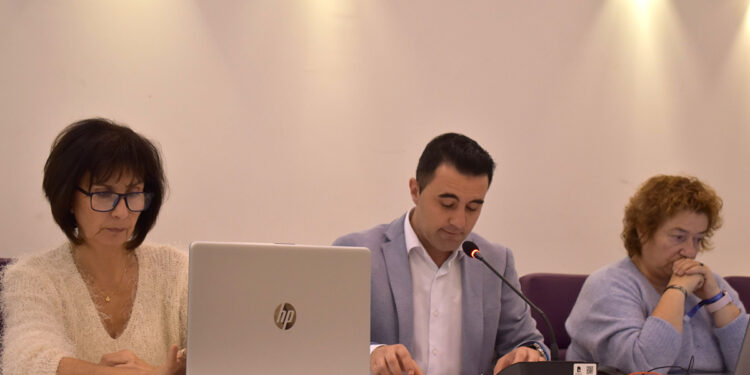 El PSOE denuncia que Guarinos sigue sin tomar medidas para reducir la peligrosidad de la calle Méjico, cuatro meses después del último accidente mortal