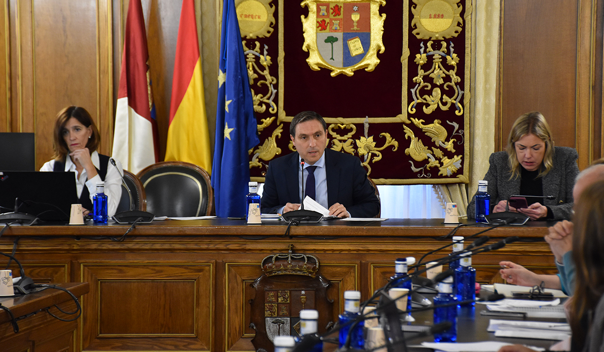 El Pleno de la Diputación de Cuenca realiza una declaración institucional con motivo del Día Internacional para la Eliminación de la Violencia contra la Mujer 2 El Pleno de la Diputación de Cuenca realiza una declaración institucional con motivo del Día Internacional para la Eliminación de la Violencia contra la Mujer