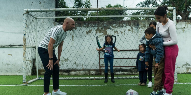 El Teatro Moderno de Guadalajara acoge la proyección del documental sobre la lucha de Nuko Romero y su familia contra la ataxia SCA7