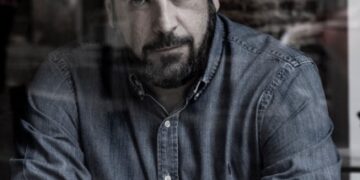 El escritor y guionista Santiago Díaz presenta en Cuenca su novela Jotadé de la mano de la UIMP y Las Casas Ahorcadas