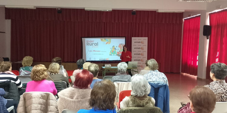 Éxito del proyecto ‘Mujer Rural 2030’ en Las Mesas de la mano de amiab