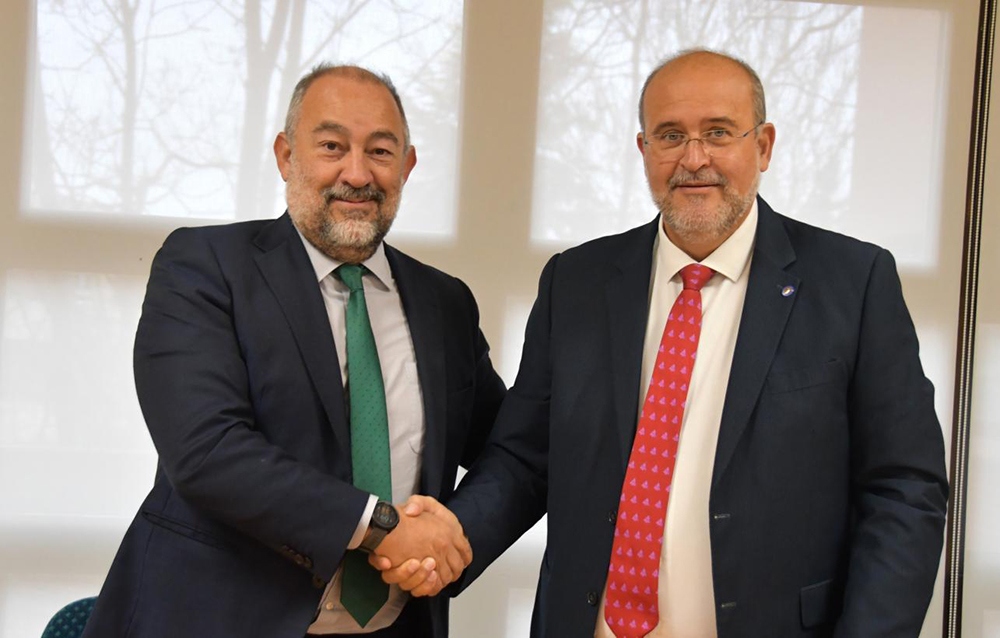 Gobierno regional y UCLM aunarán todos los datos estadísticos de la Comunidad Autónoma en una publicación abierta a la ciudadanía 2 Gobierno regional y UCLM aunarán todos los datos estadísticos de la Comunidad Autónoma en una publicación abierta a la ciudadanía