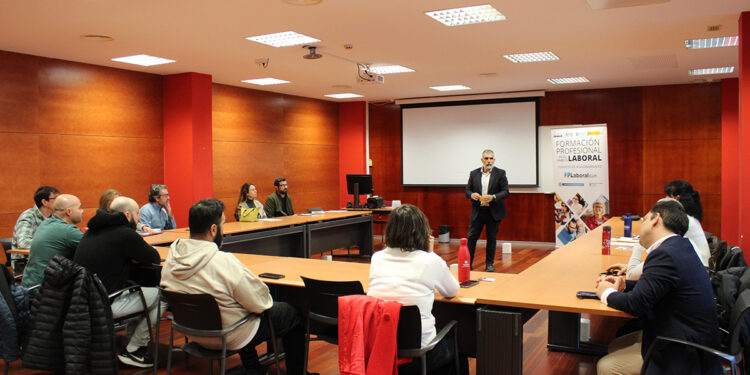 Guadanetwork cierrra 2025 con cerca de 150 empresarios y emprendedores en sus reuniones 1 Guadanetwork cierrra 2025 con cerca de 150 empresarios y emprendedores en sus reuniones