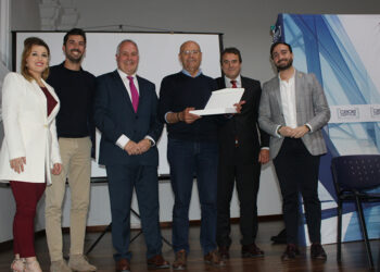 La Asociación de Empresarios de San Clemente y comarca homenajea a José Esteso por su trayectoria