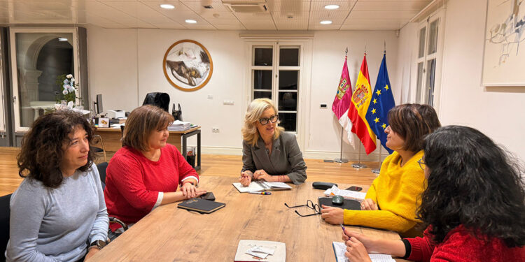 La Delegación de la Junta y la Asociación de la Prensa de Cuenca refuerzan la colaboración para fortalecer el periodismo local