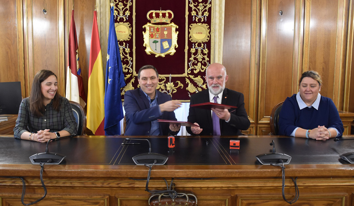 La Diputación de Cuenca financia con 35.000 euros el programa de Cáritas para la formación de voluntarios para atender a colectivos vulnerables 2 La Diputación de Cuenca financia con 35.000 euros el programa de Cáritas para la formación de voluntarios para atender a colectivos vulnerables