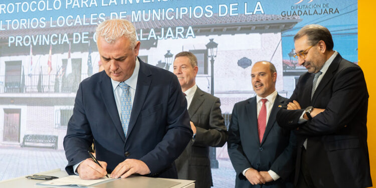 La Diputación de Guadalajara aprueba el convenio con el SESCAM para reformar los consultorios médicos de 38 pueblos