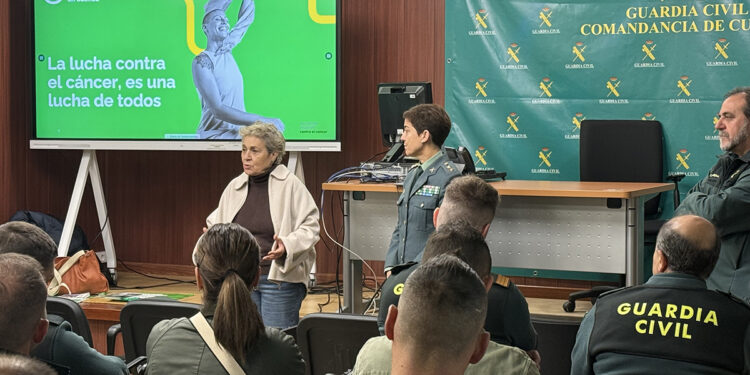 La Guardia Civil de Cuenca acoge las primeras jornadas formativas impartidas por la Asociación Española contra el cáncer (AECC)
