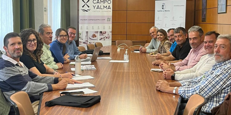 La Junta aumenta un 30 por ciento la prima de las ayudas por ataques del lobo