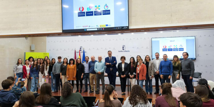 La Junta destinará alrededor de 500.000 euros a actividades divulgativas sobre investigación científica y transferencia tecnológica 2 La Junta destinará alrededor de 500.000 euros a actividades divulgativas sobre investigación científica y transferencia tecnológica