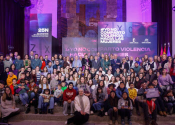 La Junta reconoce a la comunidad educativa y a entidades privadas por su compromiso en favor de una sociedad libre de violencia de género