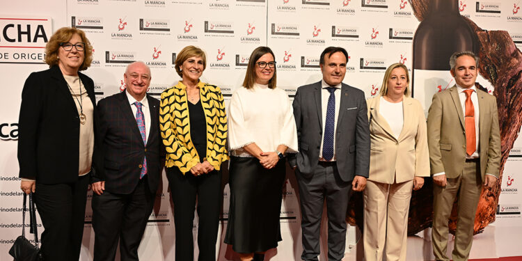 La Junta reivindica el vino como motor económico y alma social de Castilla-La Mancha 1 La Junta reivindica el vino como motor económico y alma social de Castilla-La Mancha