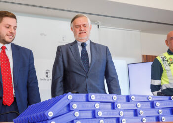 La Junta y la Guardia civil colaboran en la mejora de la seguridad del transporte de mercancías La Junta y la Guardia civil colaboran en la mejora de la seguridad del transporte de mercancías
