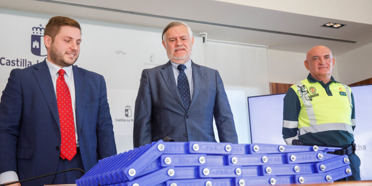 La Junta y la Guardia civil colaboran en la mejora de la seguridad del transporte de mercancías