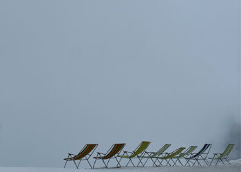 La Sala de Arte de la Delegación de la Junta de Guadalajara acoge la muestra ´Nuvolicadira´ con fotografías e instalaciones artísticas en torno a la silla 8 La Sala de Arte de la Delegación de la Junta de Guadalajara acoge la muestra ´Nuvolicadira´ con fotografías e instalaciones artísticas en torno a la silla