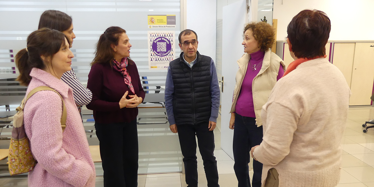La subdelegada del Gobierno en Guadalajara destaca que los Puntos Violeta del SEPE y el INSS “refuerzan la red de espacios seguros para las mujeres”