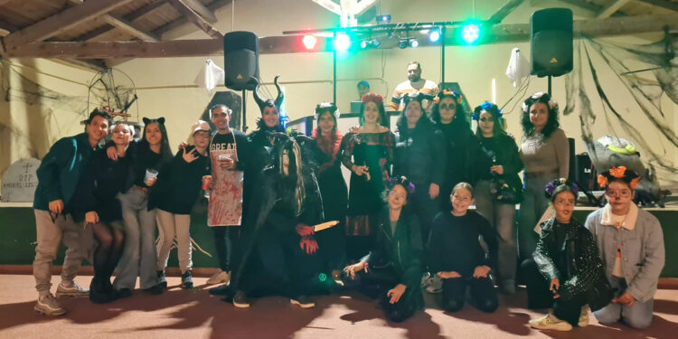 La villa campiñera de Málaga del Fresno celebra Halloween