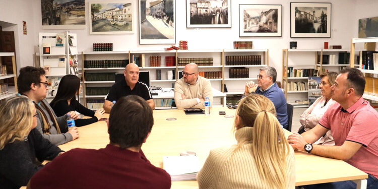Los alcaldes de Almonacid de Zorita, Albalate y Sayatón preocupados ante el posible cierre del Punto de Atención Permanente Sanitaria