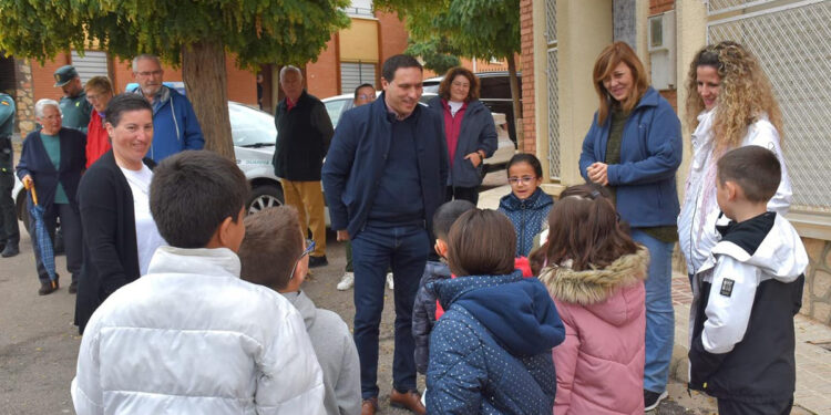 Cuenca supera de nuevo la barrera de los 200.000 habitantes 1 Martínez Chana considera muy positivo el incremento destacado de 332 personas en el tramo de los 15 a los 30 años en los últimos datos del INE