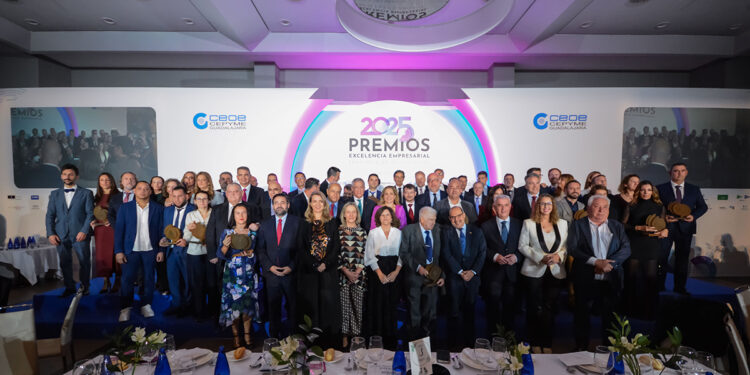 Más de 600 personas asisten a una brillante entrega de los Premios Excelencia Empresarial 2025