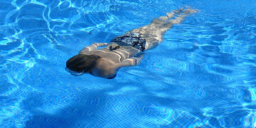 Natación: articulaciones felices y pulmones más fuertes