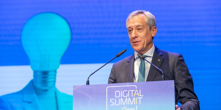 Profesionales analizan tendencias y retos de la IA en el Digital Summit de Fundación Eurocaja Rural