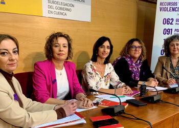 Unidad institucional en torno al Día Internacional contra la Violencia de Género en Cuenca