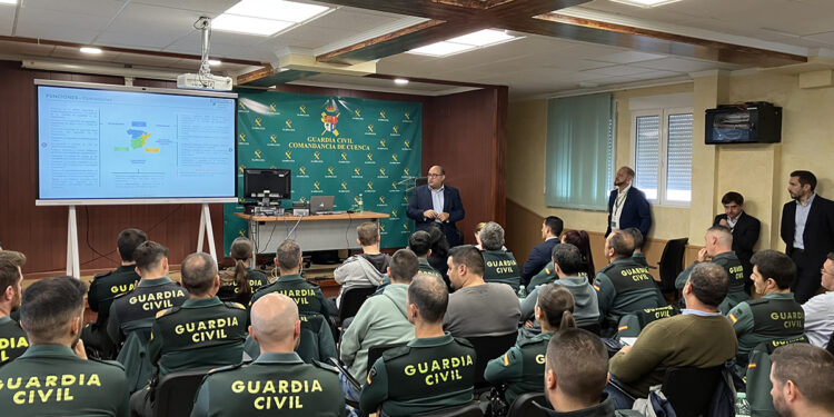 i-DE forma a la Guardia Civil de Cuenca para actuar en situaciones de riesgo en instalaciones eléctricas 2 i-DE forma a la Guardia Civil de Cuenca para actuar en situaciones de riesgo en instalaciones eléctricas