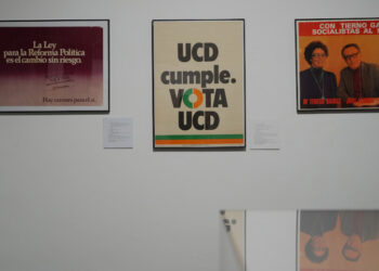 La exposición ‘Carteles en Democracia’ analiza la propaganda efímera durante la transición en la sala ACUA del campus de Cuenca La exposición ‘Carteles en Democracia’ analiza la propaganda efímera durante la transición en la sala ACUA del campus de Cuenca
