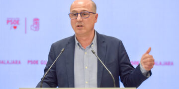 Alberto Rojo lamenta que Guarinos “no defienda a Guadalajara” y haga perder la llegada a la ciudad de casi 5 millones para mejorar servicios