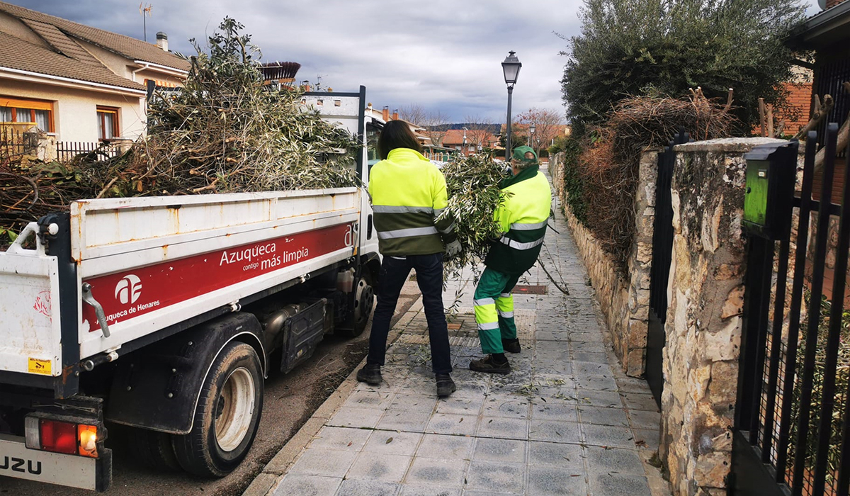 Azuqueca suspende, durante el periodo navideño, el servicio de recogida de restos de poda 2 Azuqueca suspende, durante el periodo navideño, el servicio de recogida de restos de poda