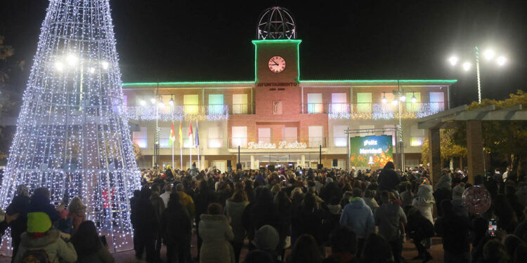 Cabanillas ya luce en su Navidad