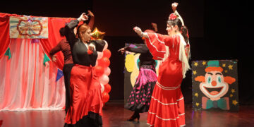 Caminando «montó el circo» en su Gala de Navidad 2025 en Cabanillas