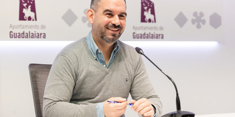 Cinco nuevas líneas, más tecnología y flota renovada de autobuses en el futuro transporte público de Guadalajara