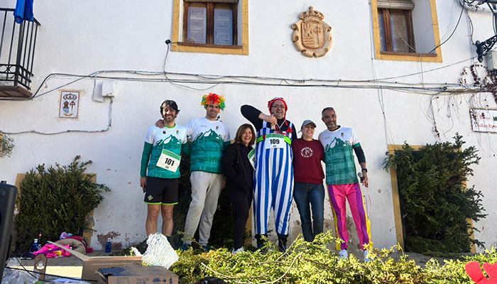Colorido, disfraces y diversión en la I San Silvestre de Huélamo 2 Colorido, disfraces y diversión en la I San Silvestre de Huélamo