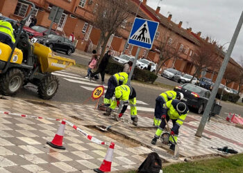 Comienza el nuevo Plan de Mantenimiento Urbano de Cuenca completando el arreglo de baldosado de avenida del Mediterráneo