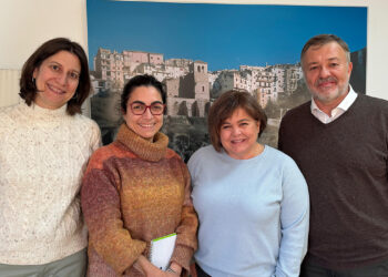 Dolz se reúne con la Asociación de la Prensa de Cuenca resaltando la importancia de contar con información cercana y veraz